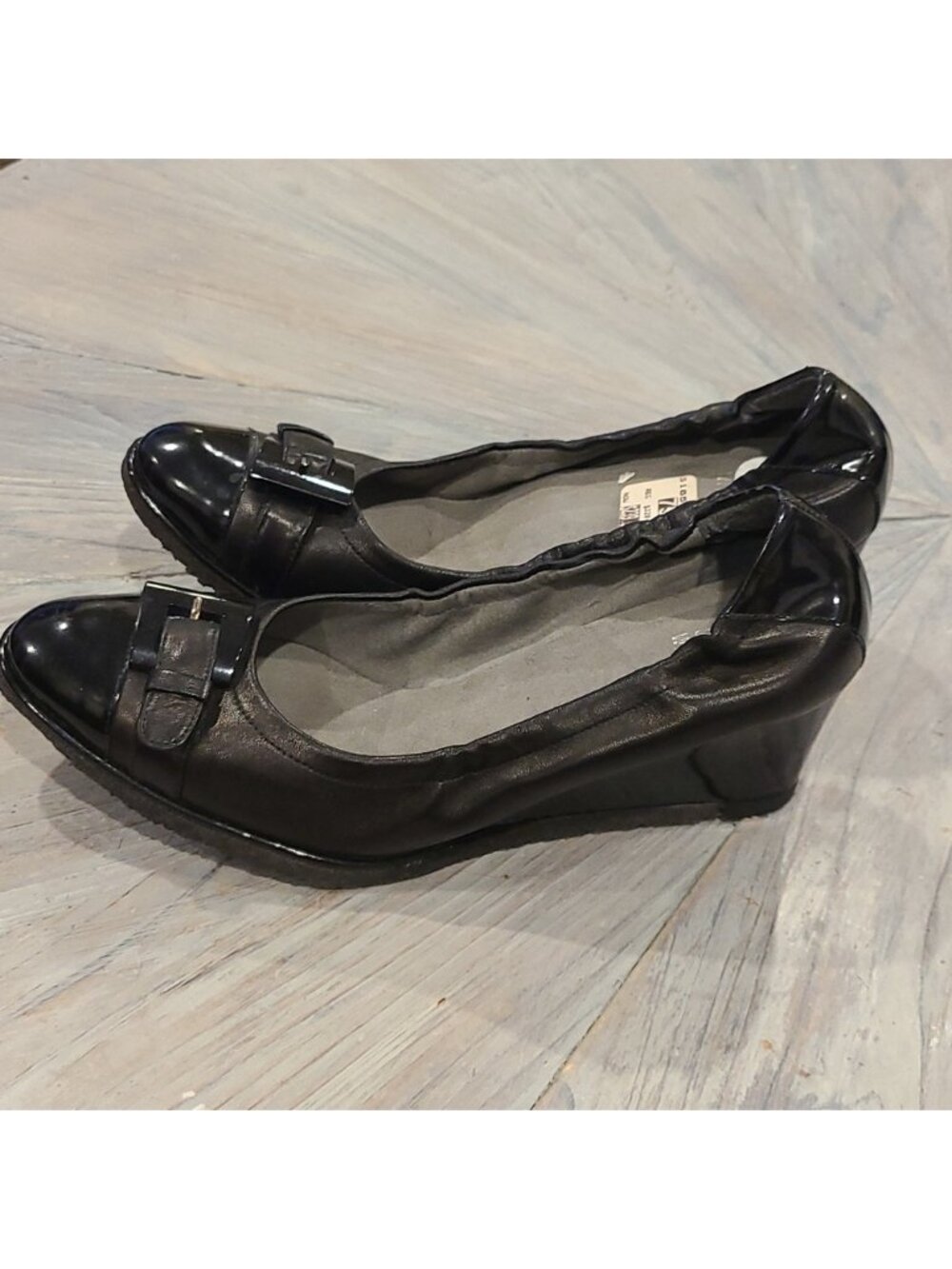 Stuart Weitzman black leather with patent leather wedge heels - Picture 1 of 7